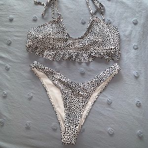 SHEIN Women’s Bikini Black & White